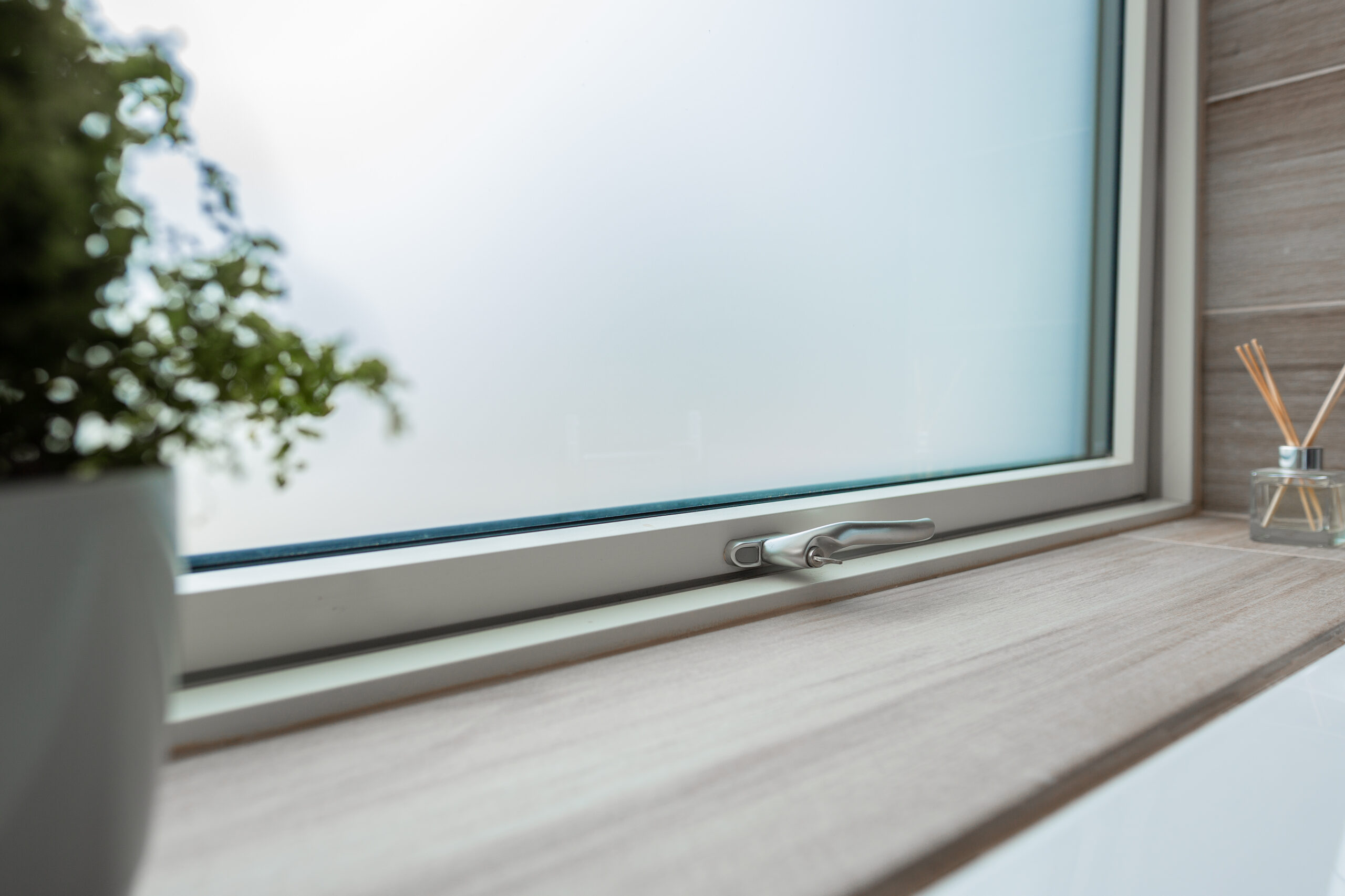 composite windows frosted for bathroom